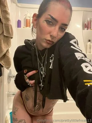 Prettylittlefreak13 OnlyFans Leaked Free Thumbnail Picture - #6FjRE15Wai