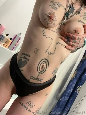 Prettylittlefreak13 OnlyFans Leaked Free Thumbnail Picture - #DlvVoxOKhu