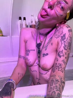 Prettylittlefreak13 OnlyFans Leaked Free Thumbnail Picture - #MjnhlctaPL