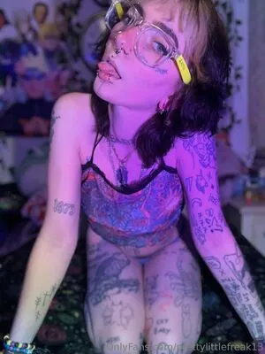 Prettylittlefreak13 OnlyFans Leaked Free Thumbnail Picture - #NWyWbjHJKP