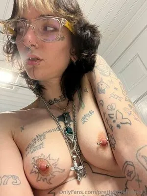 Prettylittlefreak13 OnlyFans Leaked Free Thumbnail Picture - #OigYehH8Js