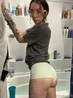 Prettylittlefreak13 OnlyFans Leaked Free Thumbnail Picture - #OtCYkg9dK8