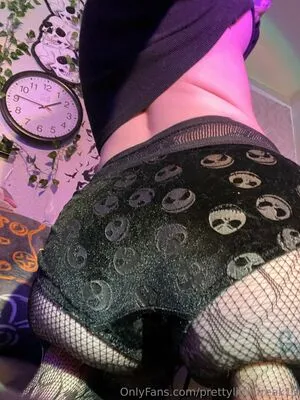 Prettylittlefreak13 OnlyFans Leaked Free Thumbnail Picture - #S29MEjHlK6