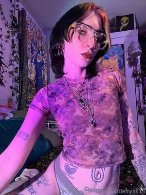 Prettylittlefreak13 OnlyFans Leaked Free Thumbnail Picture - #S7fVa8JGcI