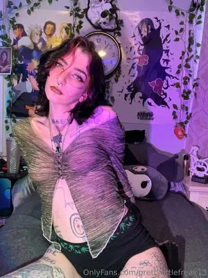 Prettylittlefreak13 OnlyFans Leaked Free Thumbnail Picture - #SSpacD9HMW