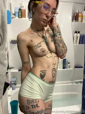 Prettylittlefreak13 OnlyFans Leaked Free Thumbnail Picture - #UfcgXqGvQr
