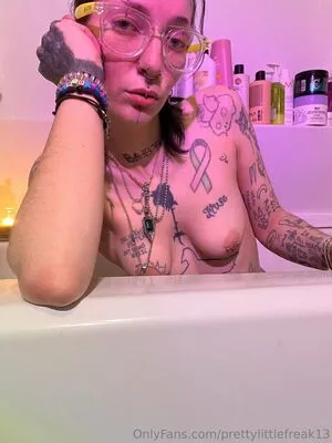 Prettylittlefreak13 OnlyFans Leaked Free Thumbnail Picture - #Uu5Ev4BR1G