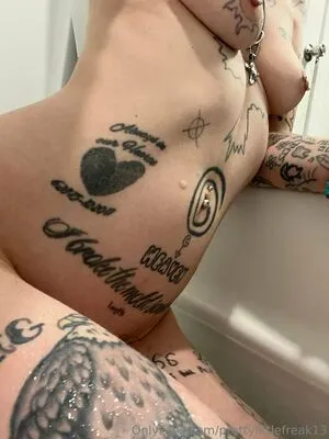 Prettylittlefreak13 OnlyFans Leaked Free Thumbnail Picture - #VgwZlaGkwZ