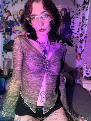 Prettylittlefreak13 OnlyFans Leaked Free Thumbnail Picture - #Vut84PdU83