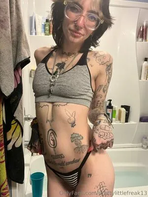 Prettylittlefreak13 OnlyFans Leaked Free Thumbnail Picture - #WdQQg8YWEa