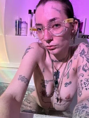 Prettylittlefreak13 OnlyFans Leaked Free Thumbnail Picture - #Y3iEk3J3dG