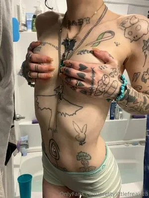 Prettylittlefreak13 OnlyFans Leaked Free Thumbnail Picture - #Zmcvdsb4jy