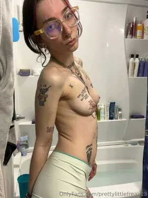 Prettylittlefreak13 OnlyFans Leaked Free Thumbnail Picture - #bb8wHw5bs4