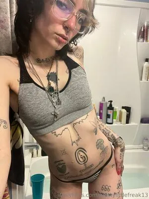 Prettylittlefreak13 OnlyFans Leaked Free Thumbnail Picture - #f4Q82N236N