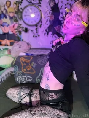 Prettylittlefreak13 OnlyFans Leaked Free Thumbnail Picture - #gBnK5Lrz93