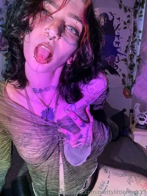 Prettylittlefreak13 OnlyFans Leaked Free Thumbnail Picture - #jNCrG7r1Gb