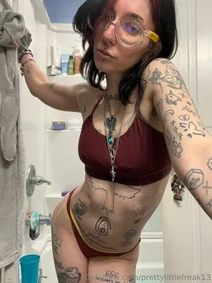Prettylittlefreak13 OnlyFans Leaked Free Thumbnail Picture - #ml3L3FUqd0