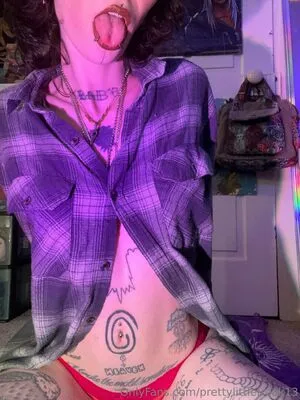 Prettylittlefreak13 OnlyFans Leaked Free Thumbnail Picture - #nIQQ4aakPe