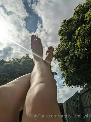 Prettylittlelily48 OnlyFans Leaked Free Thumbnail Picture - #bM6sG65aya