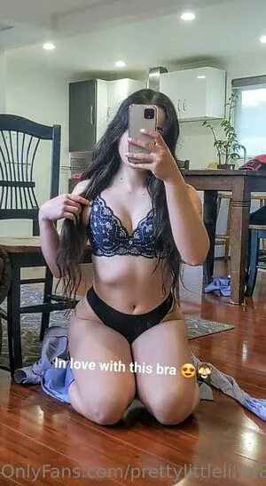 Prettylittlelily48 OnlyFans Leaked Free Thumbnail Picture - #gHnLCcJiRB