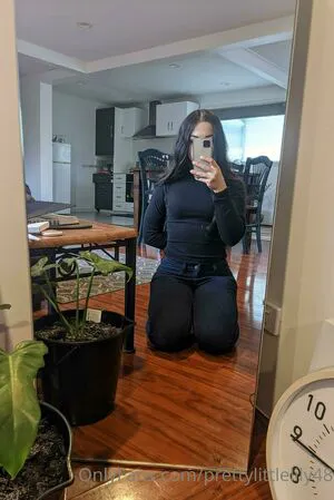 Prettylittlelily48 OnlyFans Leaked Free Thumbnail Picture - #u8CiCMYYNw