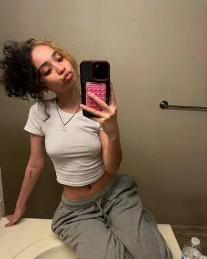 Prettyluhhangie OnlyFans Leaked Free Thumbnail Picture - #m17LMDwM3j