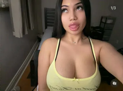 Prettymfliaa OnlyFans Leaked Free Thumbnail Picture - #mZseP5w4Ly