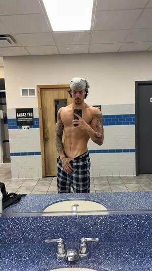 Prettymixedboyexclusive OnlyFans Leaked Free Thumbnail Picture - #S1hOlICjFR