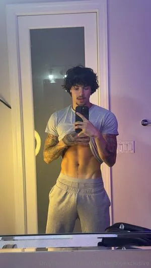 Prettymixedboyexclusive OnlyFans Leaked Free Thumbnail Picture - #mNLckY2jiN