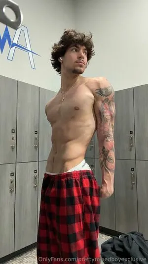 Prettymixedboyexclusive OnlyFans Leaked Free Thumbnail Picture - #mTDIlUGlrl