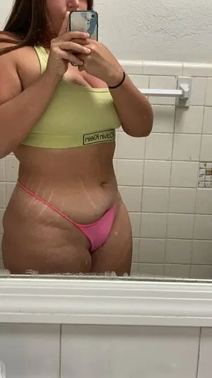 Prettypeaches OnlyFans Leaked Free Thumbnail Picture - #0M7xelbv8Y