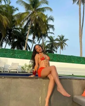 Prettypetite777 OnlyFans Leaked Free Thumbnail Picture - #caDKfdQ9aL