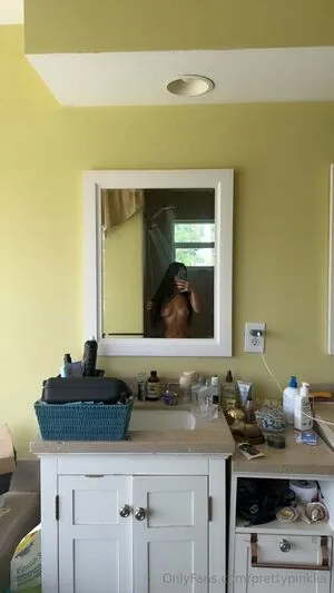 Prettypinklia OnlyFans Leaked Free Thumbnail Picture - #4sl0elAJRj