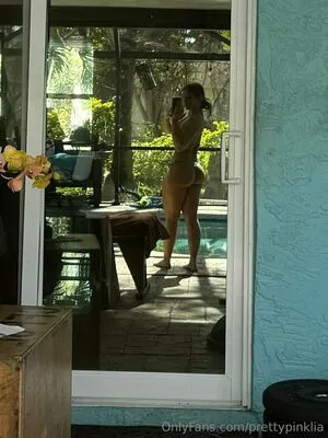 Prettypinklia OnlyFans Leaked Free Thumbnail Picture - #ekMpych2e7