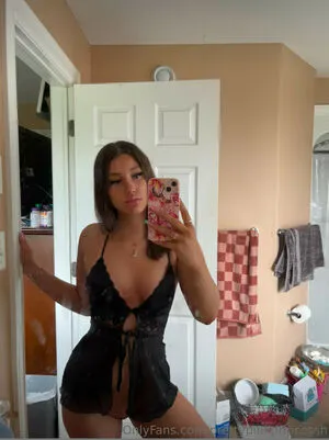 Prettypinkprincessh OnlyFans Leaked Free Thumbnail Picture - #70w153mCME