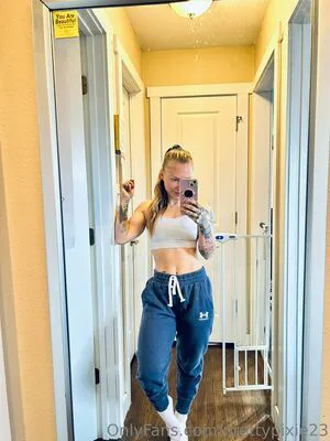 Prettypixie23 OnlyFans Leaked Free Thumbnail Picture - #TODJF9054c