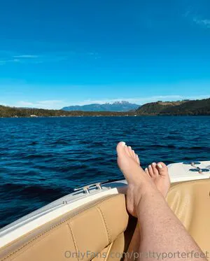 Prettyporterfeet OnlyFans Leaked Free Thumbnail Picture - #hxMKE24A68