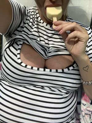 Prettypregnant35 OnlyFans Leaked Free Thumbnail Picture - #d5XJjIS283