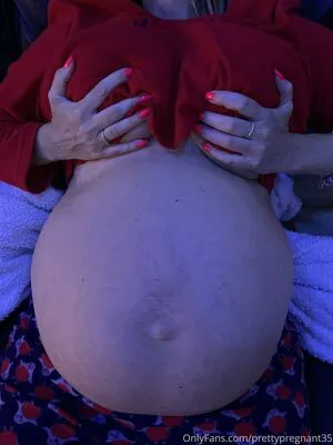 Prettypregnant35 OnlyFans Leaked Free Thumbnail Picture - #d6sh0yasEC