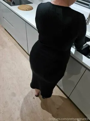 Prettypregnant35 OnlyFans Leaked Free Thumbnail Picture - #nmPNURiGTn