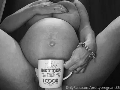 Prettypregnant35 OnlyFans Leaked Free Thumbnail Picture - #xe7oSmI0WX