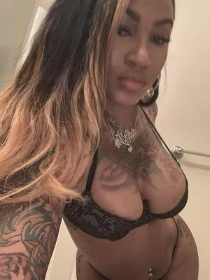 PrettyRedz OnlyFans Leaked Free Thumbnail Picture - #m4l0D0qeyS