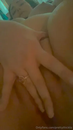 Prettythickliz OnlyFans Leaked Free Thumbnail Picture - #shCDuO7nOA
