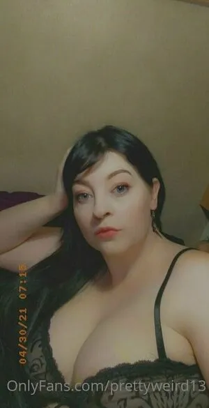 Prettyweird13 OnlyFans Leaked Free Thumbnail Picture - #GtkugtE9NH