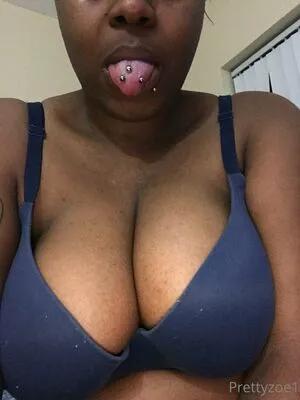 Prettyzoe OnlyFans Leaked Free Thumbnail Picture - #DQOdF0idvM