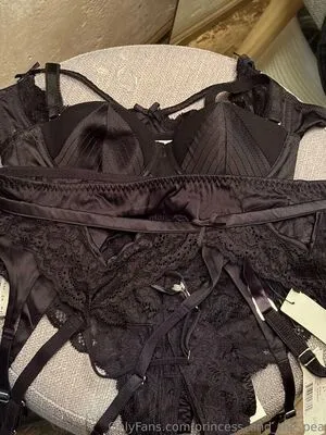 Princess And The Pea OnlyFans Leaked Free Thumbnail Picture - #WRYngullSS