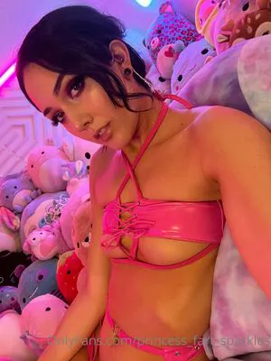 Princess Fart Sparkles OnlyFans Leaked Free Thumbnail Picture - #87KKgJy9et