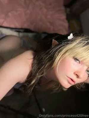 Princess420free OnlyFans Leaked Free Thumbnail Picture - #KbaufAm4Gb