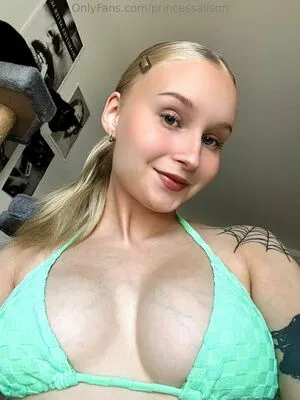 Princessalison OnlyFans Leaked Free Thumbnail Picture - #lT7UV7P6wL