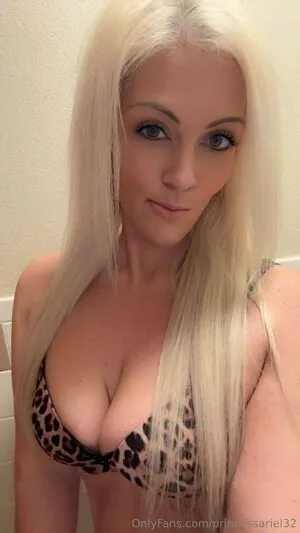 Princessariel32 OnlyFans Leaked Free Thumbnail Picture - #AjIZbA0ksl